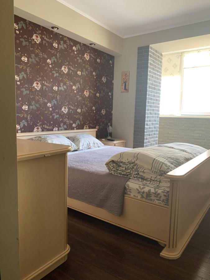 Great Apartment In The City Centre Ivano-Frankivsk Ngoại thất bức ảnh