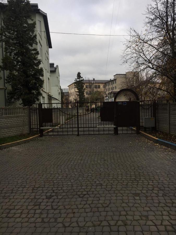 Great Apartment In The City Centre Ivano-Frankivsk Ngoại thất bức ảnh
